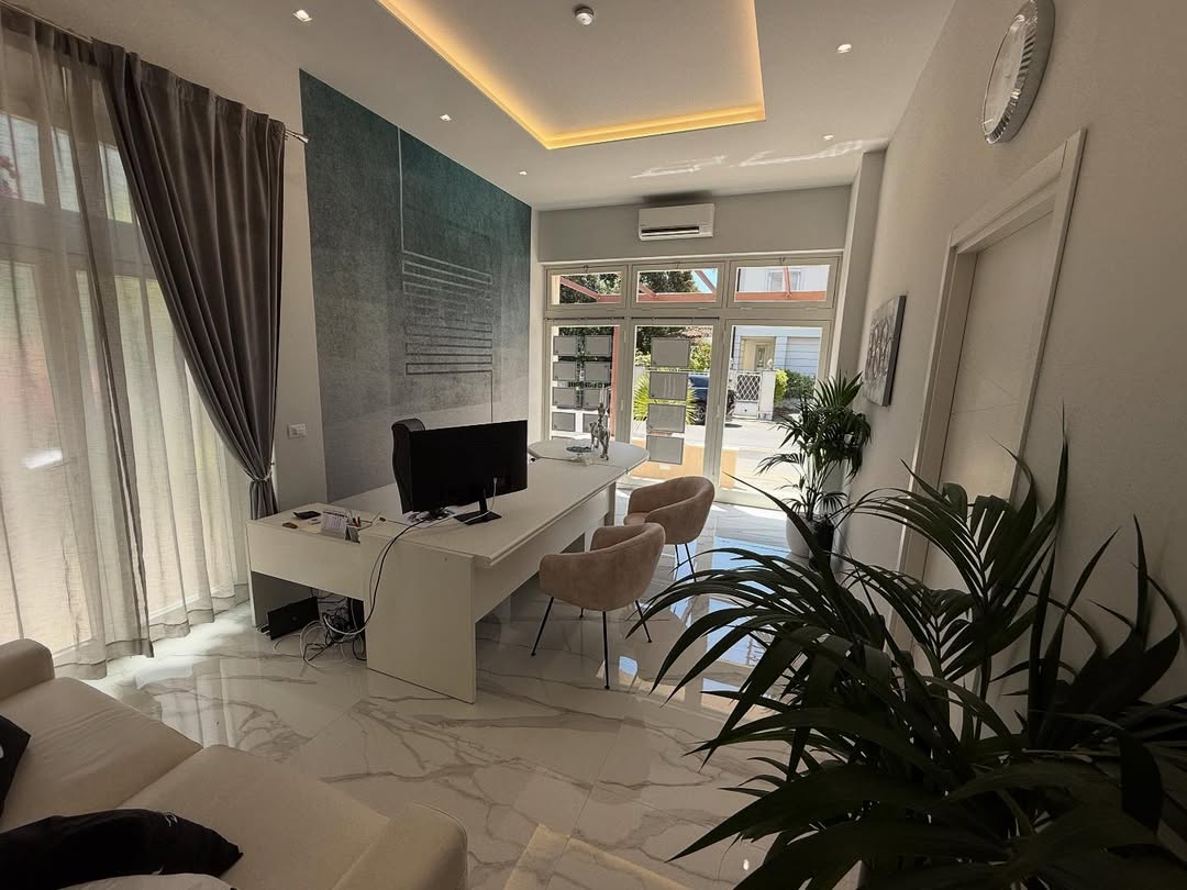 Chi siamo - Agenzia Immobiliare 'Le Ville' 2